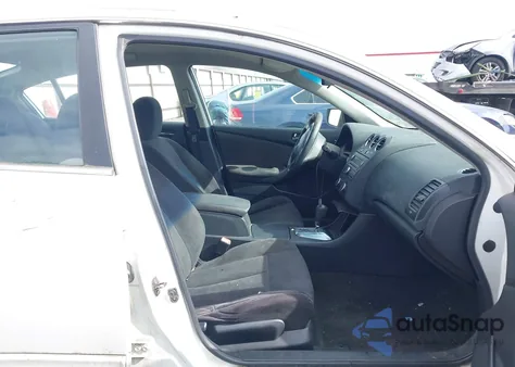 2010 Nissan Altima 2.5 S z USA, uszkodzony, nr VIN 1N4AL2AP4AN552839